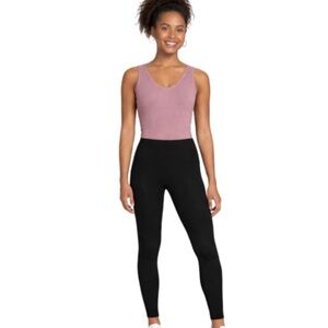 Warners Blissful Benefits Women's Seamless Smoothing Cropped Legging, 1-Pack